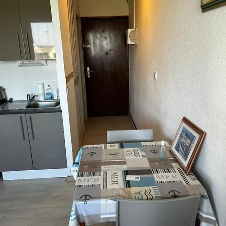 Studio Ideal Pour Cure Et Loisirs Entierement Climatise Balaruc-les-Bains